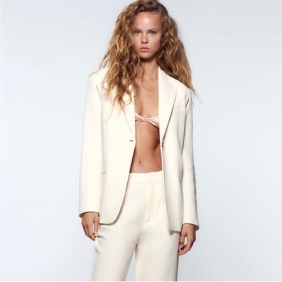 Zara Jackets & Blazers - NWOT Zara Ecru Cutout Blazer XS